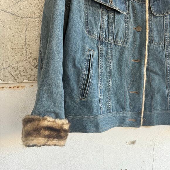 Y2K Esprit Denim Jacket Faux Furt Trim Quilted Lining Med Wash Jean Coat Women M - Picture 2 of 9
